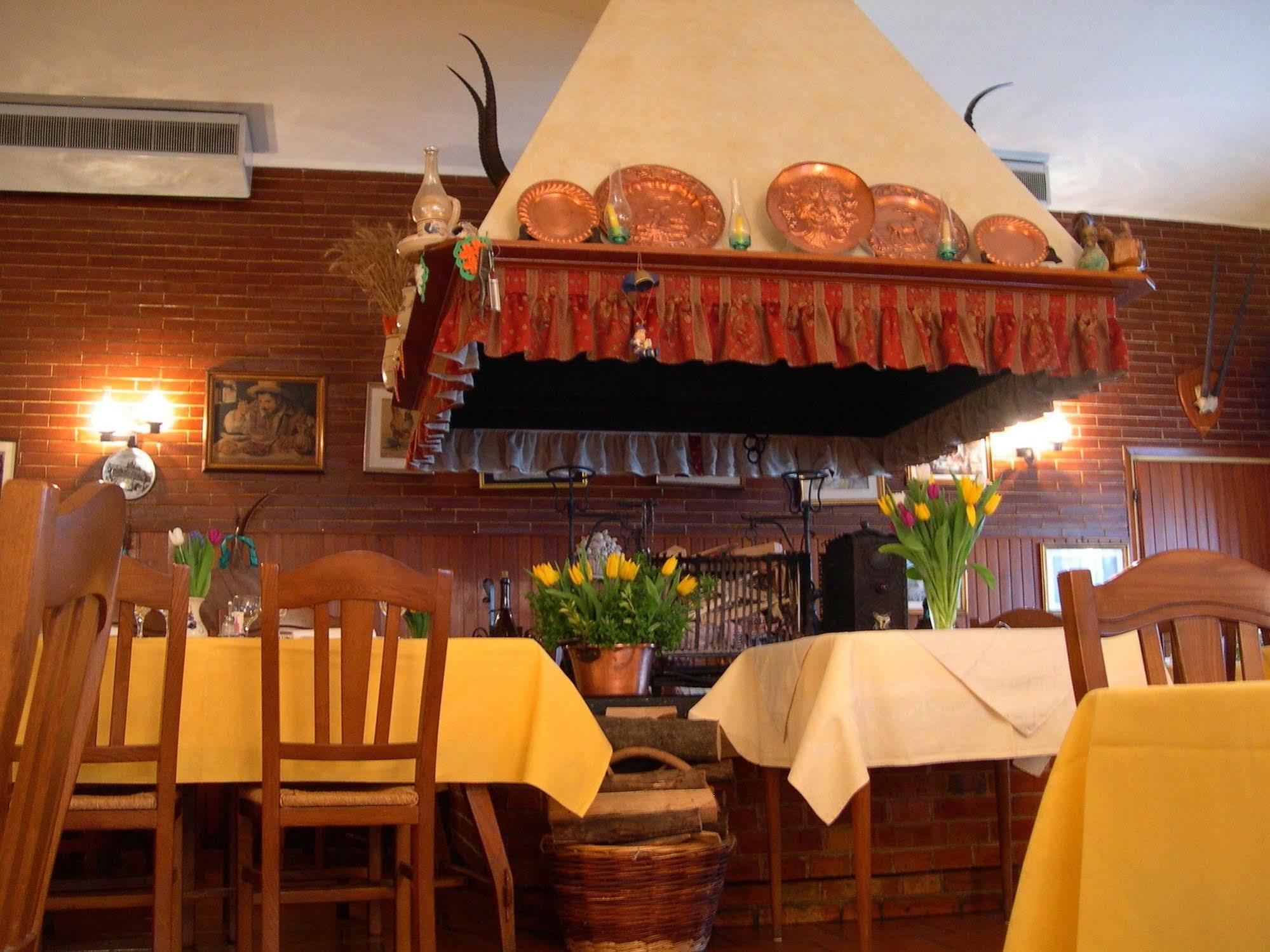 Hotel Dall'Ongaro Ghirano Zewnętrze zdjęcie
