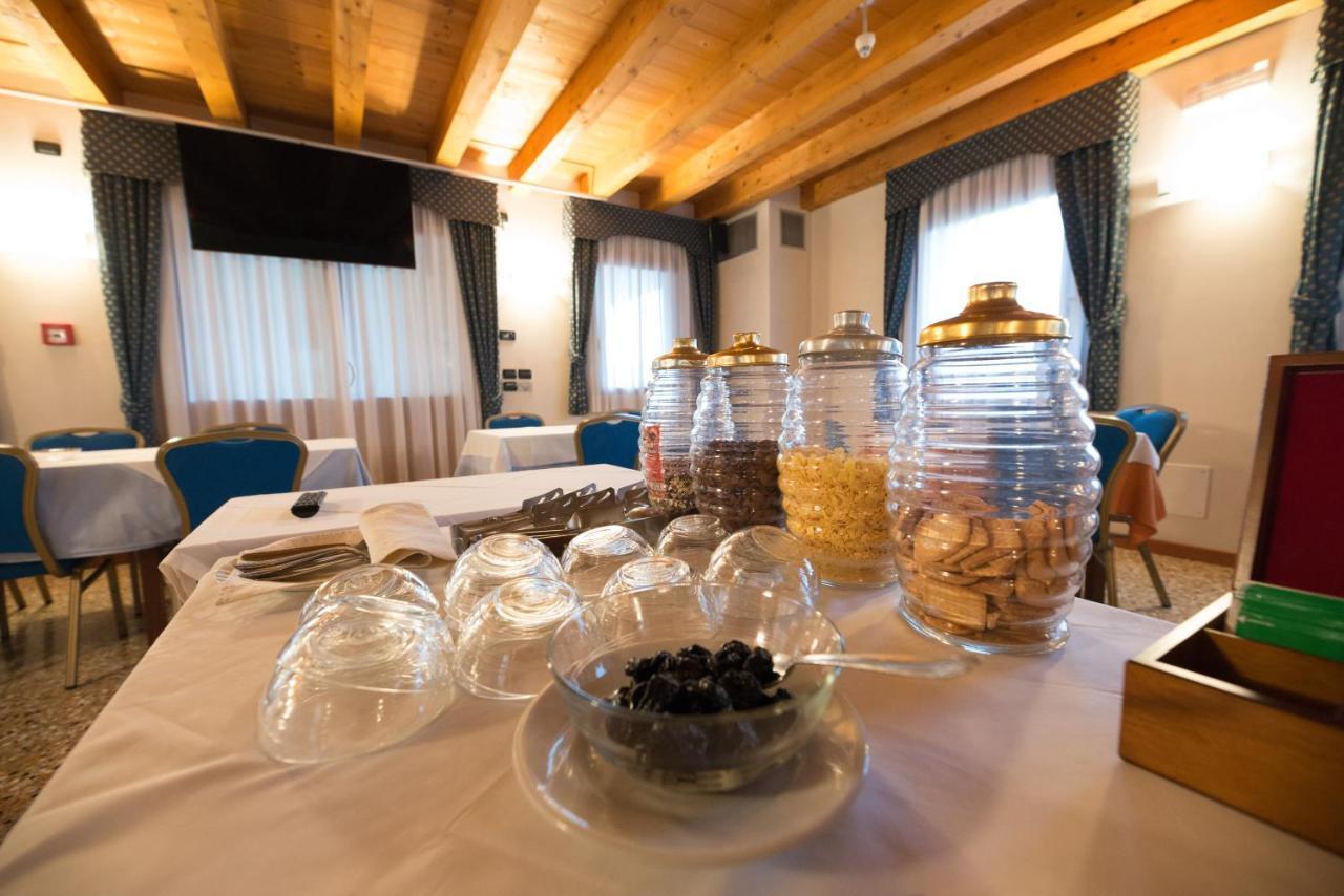 Hotel Dall'Ongaro Ghirano Zewnętrze zdjęcie